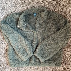 Wild Fable cropped Sherpa sweatshirt